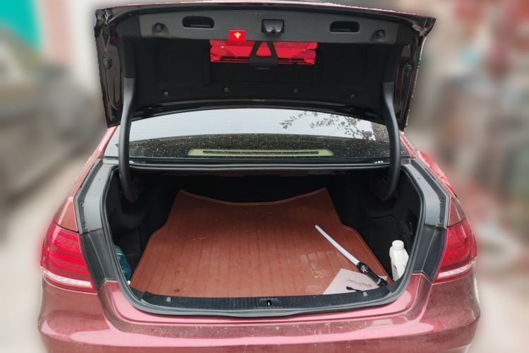 Used Mercedes-Benz E-Class 2015 E 200 L Sport Edition
