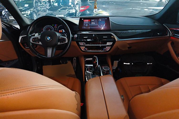 Used BMW 5 Series 2018 Restyled 530Li Leading Edition M Sport Package