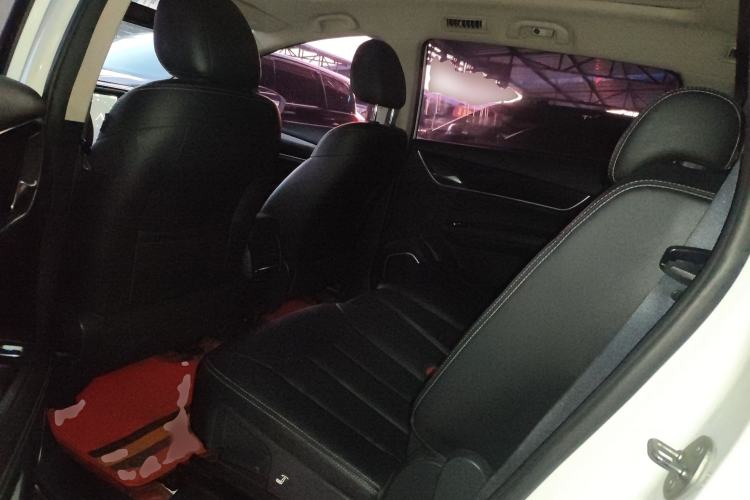 Used BYD Song MAX 2017 1.5T Automatic Smart Connect Elite 7-Seater
