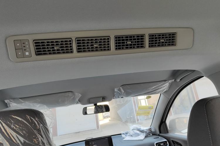 Used Wuling Hongguang New Energy 2024 All-Electric Model 300KM Standard Version
