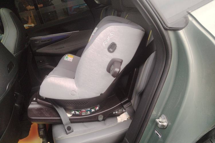 Used Lynk & Co 08 EM-P 2023 220km All-Wheel-Drive Performance Halo