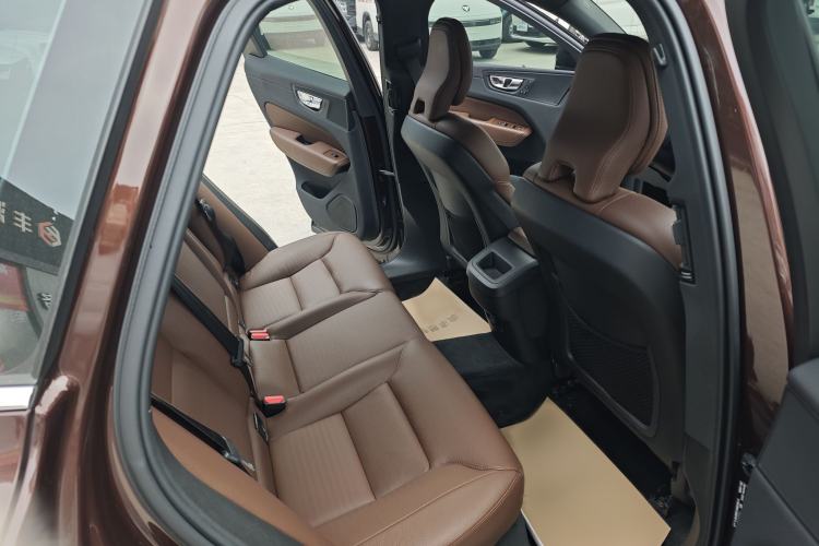 Used Volvo XC60 2021 T5 4x4 Smart Luxury Edition
