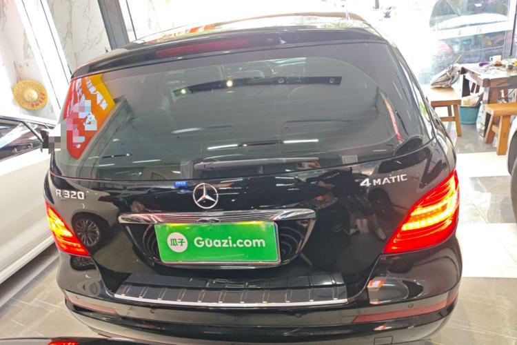 Used Mercedes-Benz R-Class 2014 R 320 4MATIC Business Model