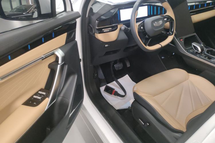 Used Geely Auto FX11 2023 1.5TD DCT Prestige Edition
