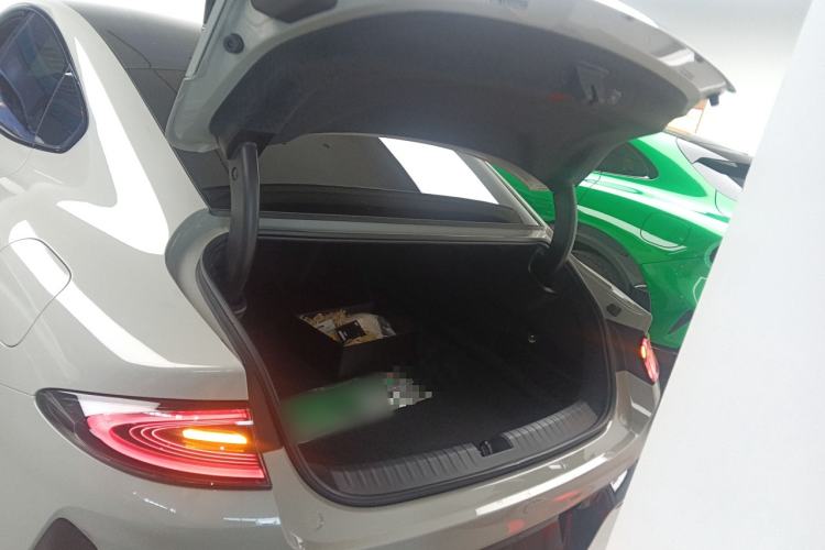 Used  SU7 2024 Rear-Drive Long-Range Intelligent Driving Version
