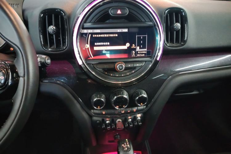 Used  Countryman 2018 1.5T COOPER Artist
