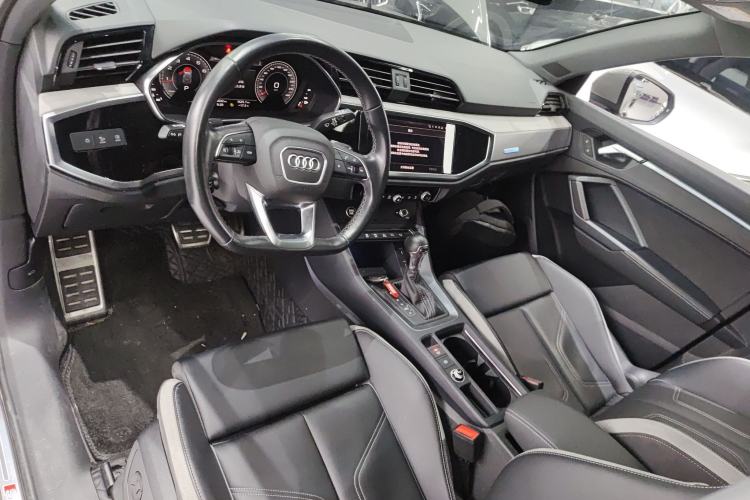 Used Audi Q3 2024 35 TFSI Fashion Dynamic Edition
