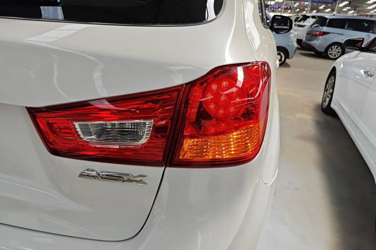 Used Mitsubishi ASX 2016 2.0L CVT Two-Wheel Drive Navigation Edition
