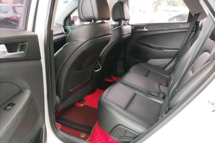 Used Hyundai Tucson 2015 1.6T Dual-Clutch Two-Wheel-Drive Smart Model
