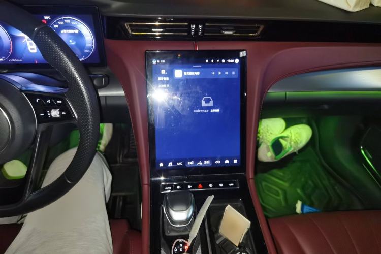 Used Hongqi H5 2024 2.0T Automatic Smart Connect Flagship Edition
