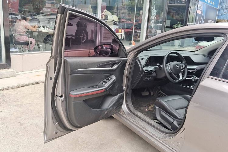 Used Changan Eado 2020 PLUS Blue Whale NE 1.4T GDI DCT Prestige Model
