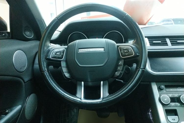 Used Land Rover Range Rover Evoque 2018 240 PS SE Smart Brilliance Edition