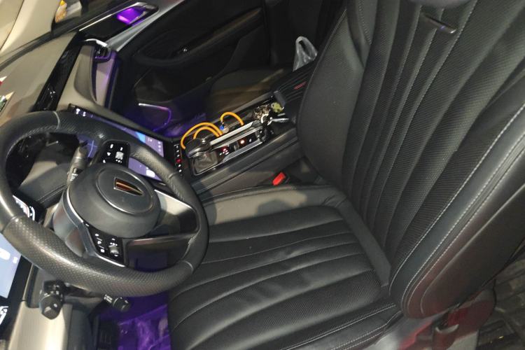 Used Hongqi H5 2023 2.0T Automatic Smart Connect Flagship Edition
