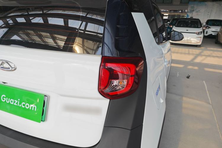 Used Chery Little Ant 2022 Revised Version Sweet Pink Edition Half-Sugar Version Lithium Iron Phosphate 30.7 kWh 30 kW 301 km