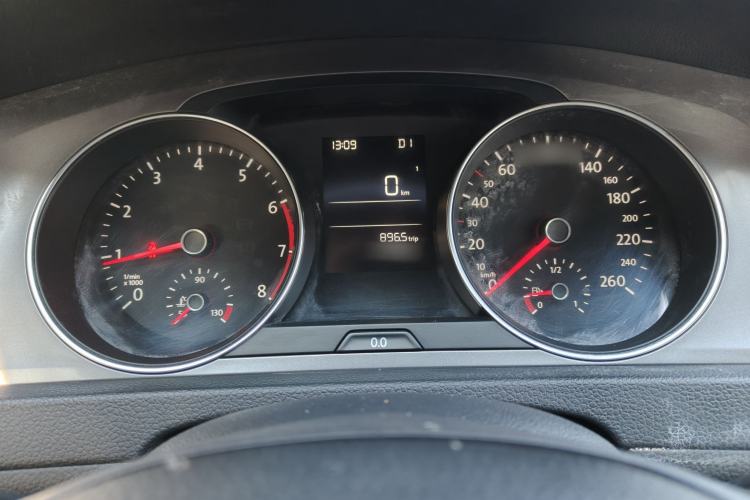 Used Volkswagen Golf 2014 1.6L Automatic Fashion Model
