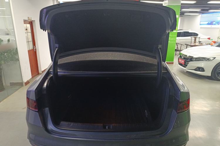 Used BYD Qin PLUS 2024 HONOR Edition DM-i 55KM Leading Model
