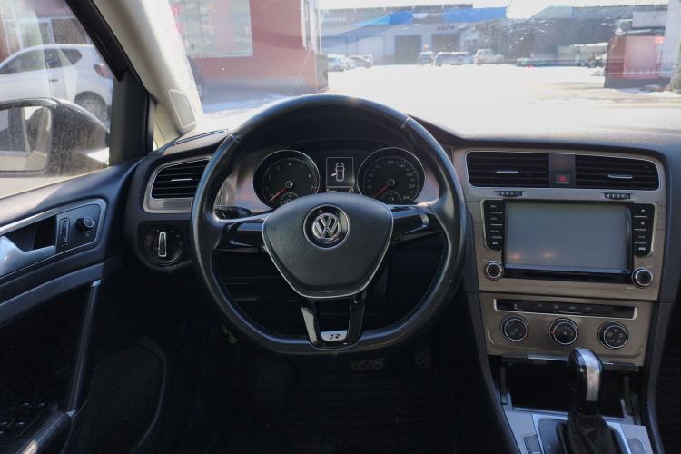 Used Volkswagen Golf 2015 1.4TSI Automatic Comfort Model
