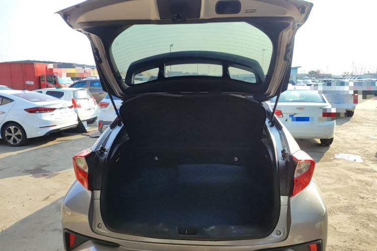 Used Toyota IZOA 2021 Dual-Motor 2.0L Yixiang Edition
