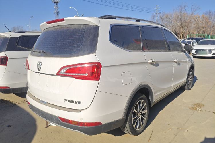 Used Baojun 730 2017 1.8L iAMT Prestige Version 7 Seats
