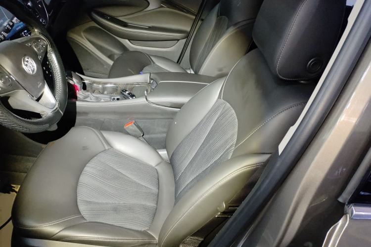 Used Buick Envision 2018 20T Two-Wheel-Drive Leading Model