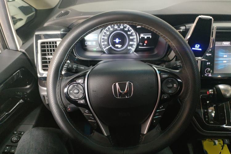 Used Honda Elysion 2019 2.0L Hybrid Luxury Edition
