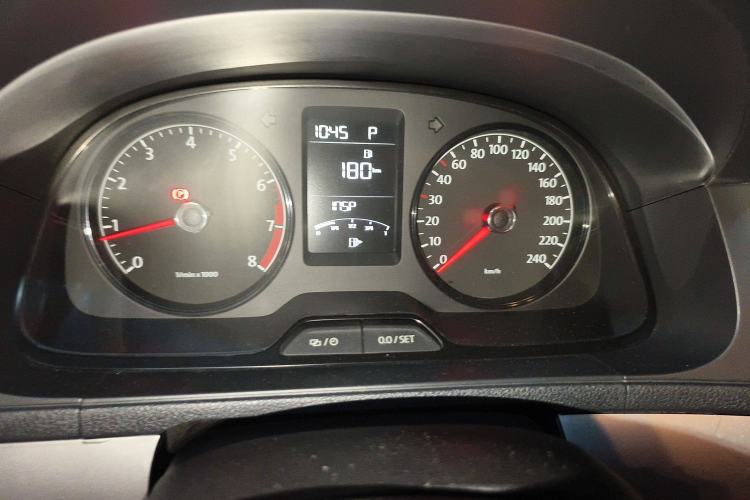 Used Volkswagen Lavida 2013 Revised Classic 1.6L Automatic Fashion Edition
