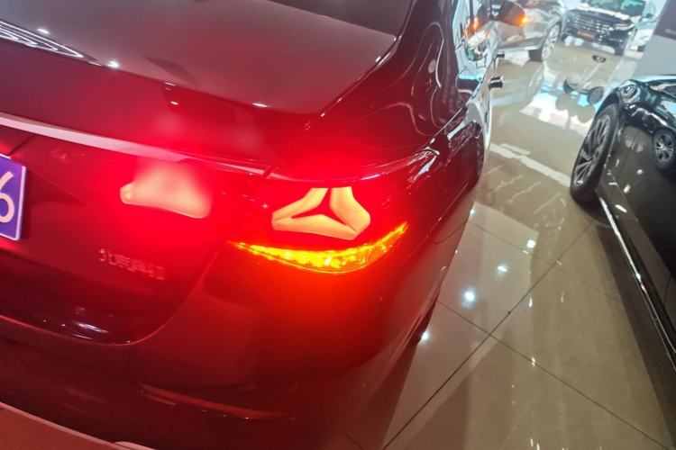 Used Mercedes-Benz E-Class 2024 E 260 L 4MATIC
