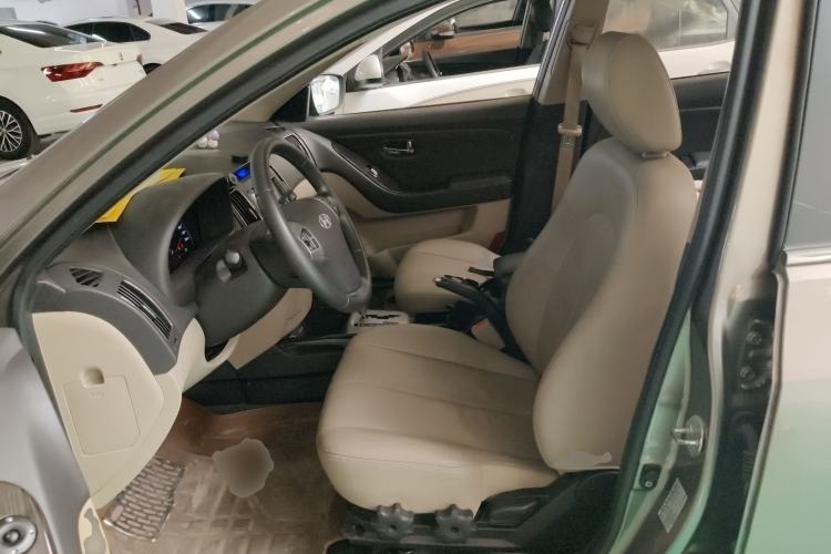 Used Hyundai Celesta 2011 1.6L automatic luxury version
