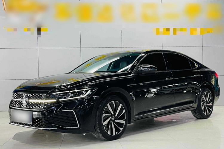 Used Volkswagen Passat 2022 330TSI Starry Luxury Edition