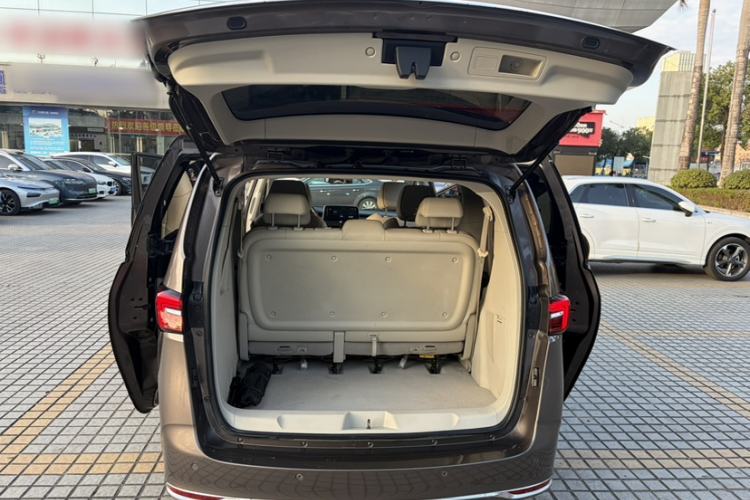 Used Buick GL8 2022 Land Business Class 652T Luxury Model
