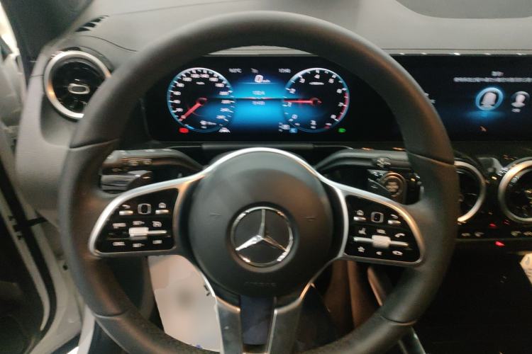 Used Mercedes-Benz GLA 2022 Second Facelift GLA 200
