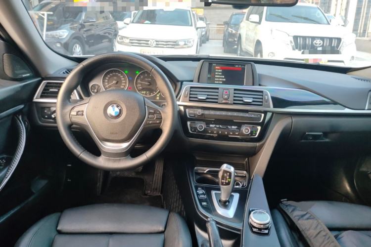 Used BMW 3 Series GT 2018 320i Sport Edition