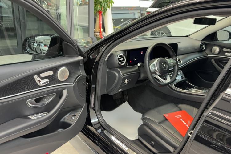 Used Mercedes-Benz E-Class 2019 E 200 L Sport 4MATIC
