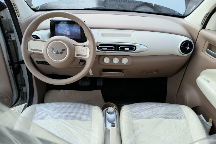 Used Wuling Hongguang MINIEV 2025 Four-Door Version Advanced Edition
