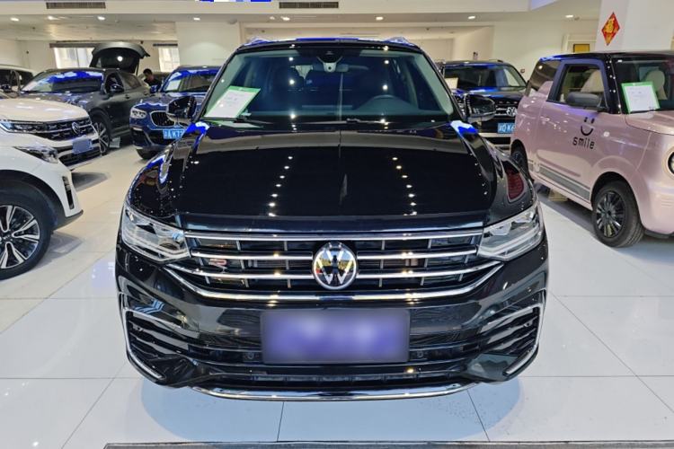 Used Volkswagen Tiguan L 2023 330TSI Automatic Two-Wheel Drive R-Line Enjoyment Edition
