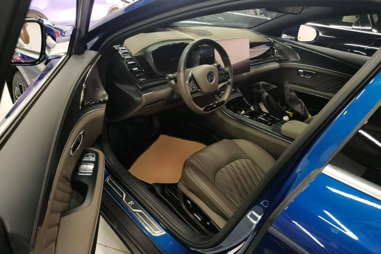 Used BYD Han 2022 EV Genesis Edition 610KM All-Wheel Drive Premium Model
