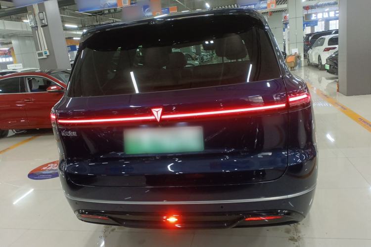 Used  S09 2025 Four-Wheel Drive Ultra+ Custom Edition
