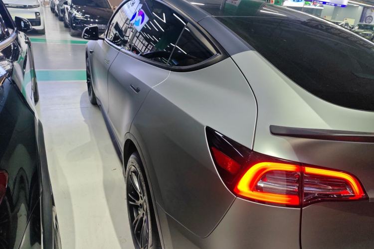 Used Tesla Model Y 2024 Rear-Wheel-Drive Version
