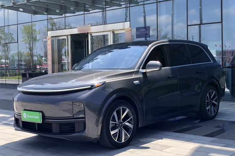 Used Li Auto L8 2023 Pro Model
