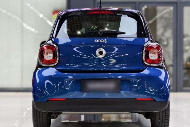 Used  forfour 2016 1.0L 52 kW Dynamic Edition
