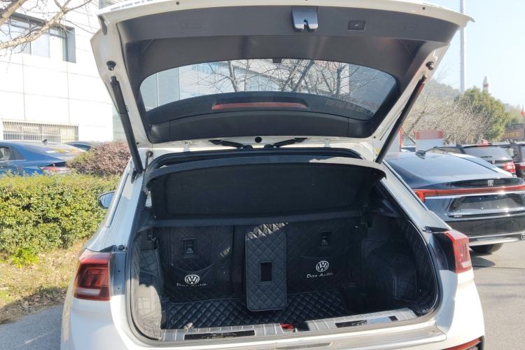 Used Volkswagen T-ROC 2021 280TSI DSG Two-Wheel Drive Luxury Smart Connectivity Version
