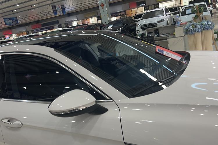 Used Volkswagen Lamando 2022 Lavida L 280TSI DSG Cool & Spicy Edition