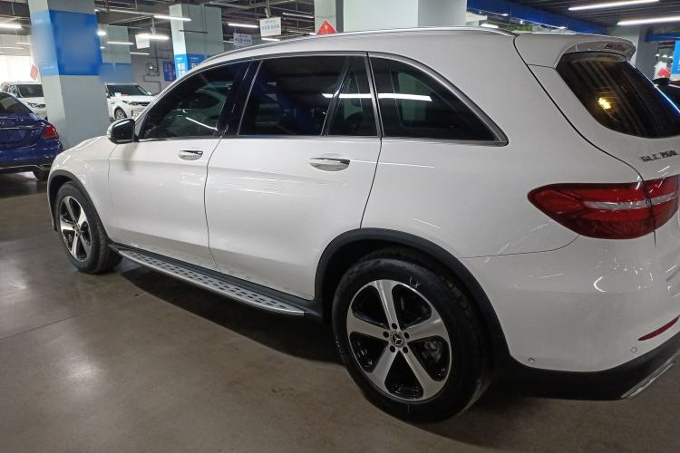 Used Mercedes-Benz GLC 2019 Facelift GLC 260 L 4MATIC Luxury Model
