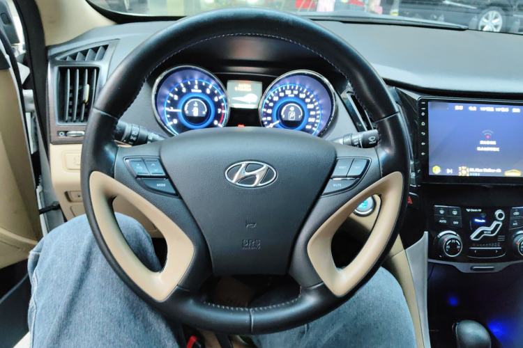 Used Hyundai Sonata 2013 2.0L Automatic Luxury Edition