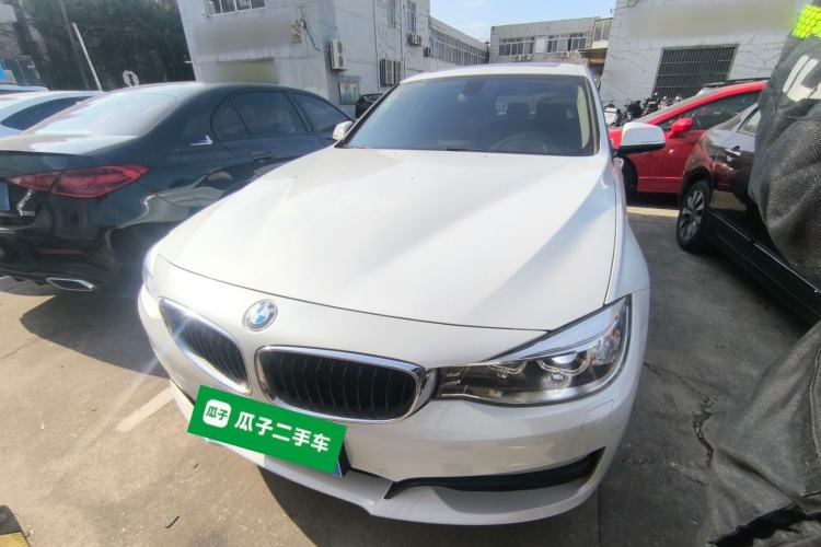 Used BMW 3 Series GT 2016 320i Fashion Model
