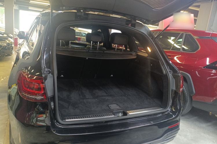 Used Mercedes-Benz GLC 2020 Facelift GLC 300 L 4MATIC Dynamic Edition
