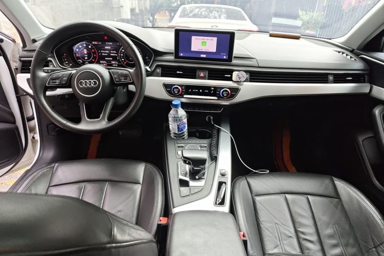 Used Audi A4L 2019 40 TFSI Fashion Edition China VI Emission Standard
