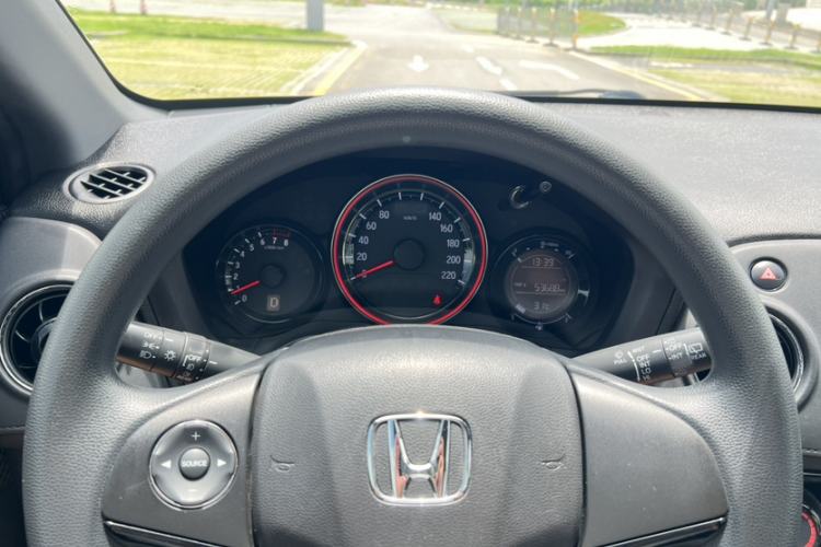 Used Honda XR-V 2017 1.8L EXi CVT Comfort Version
