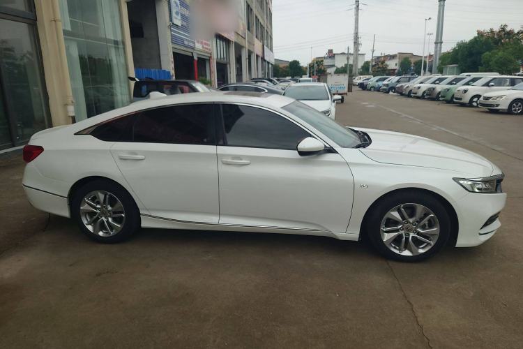Used Honda Accord 2018 230TURBO Comfort Version National V
