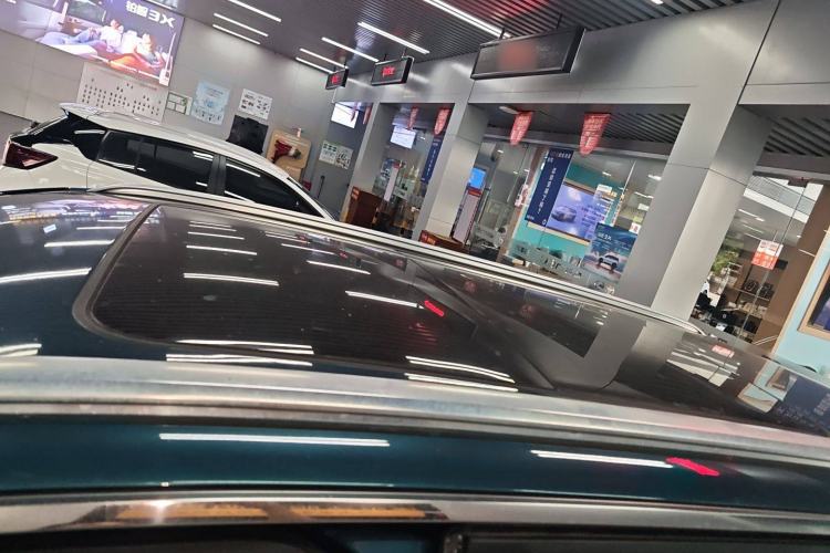 Used Peugeot 5008 2017 380THP 7-Seater Luxury Edition
